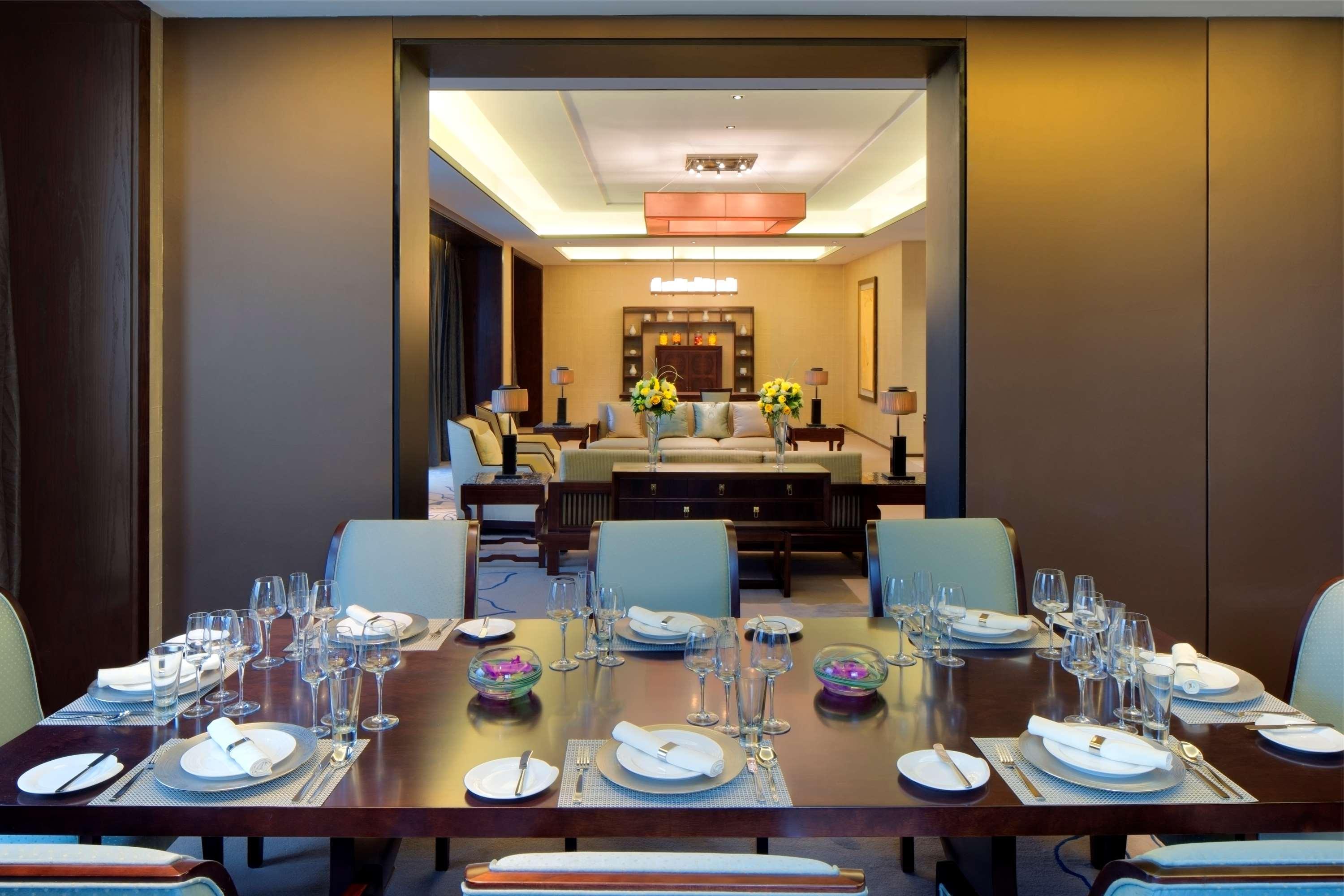 Chongqing Ronghui Grand Hotel Exterior foto