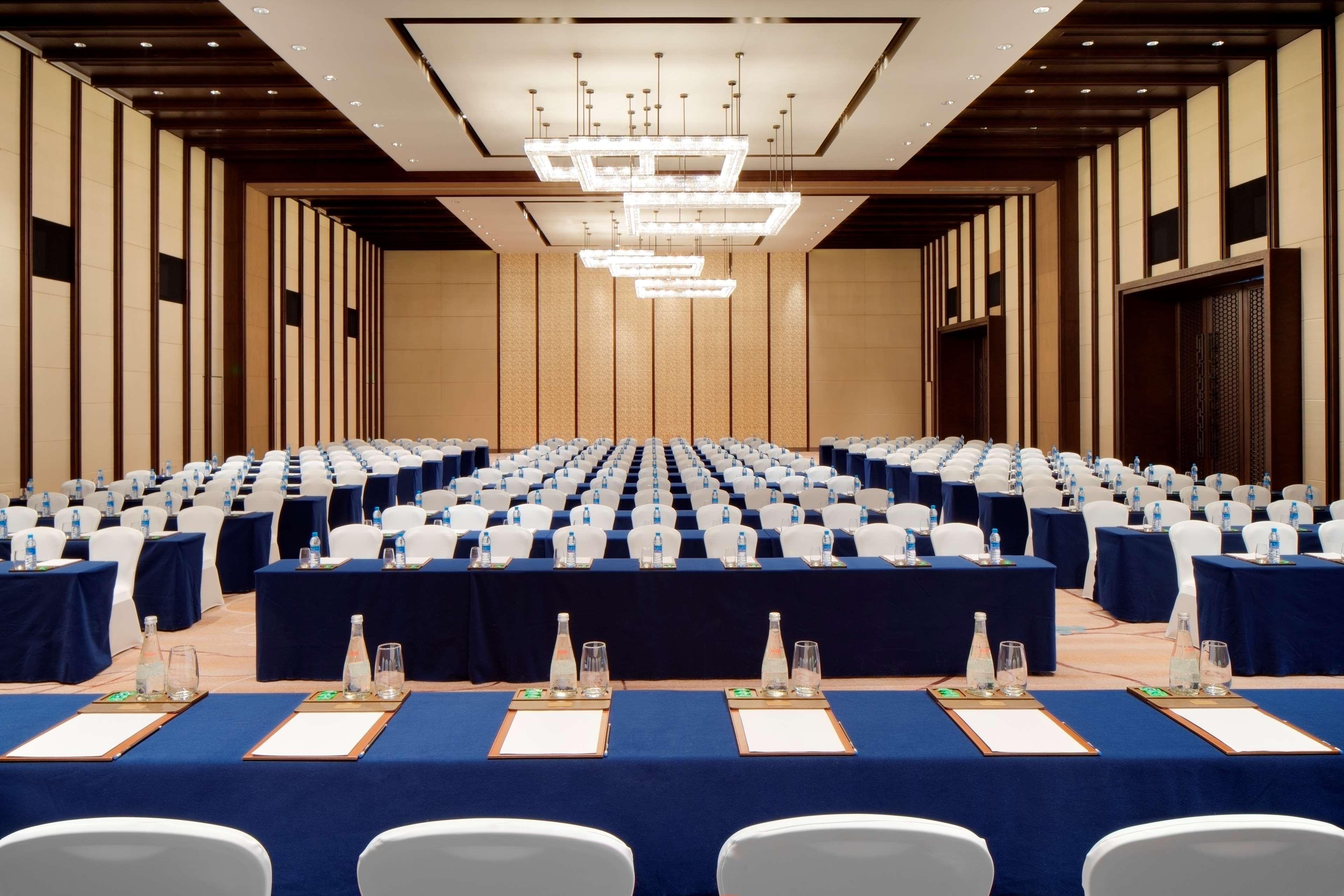 Chongqing Ronghui Grand Hotel Exterior foto